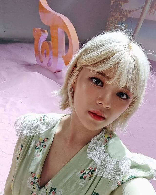 selfie Jeongyeon