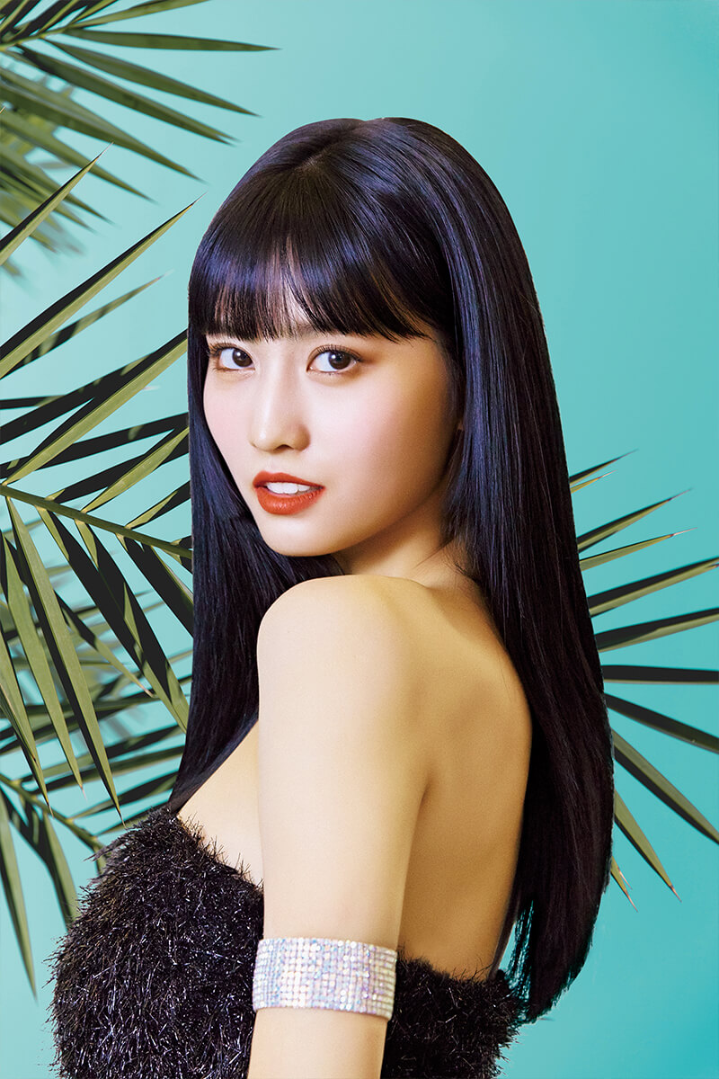 Momo de perfil para la promoción de fancy you